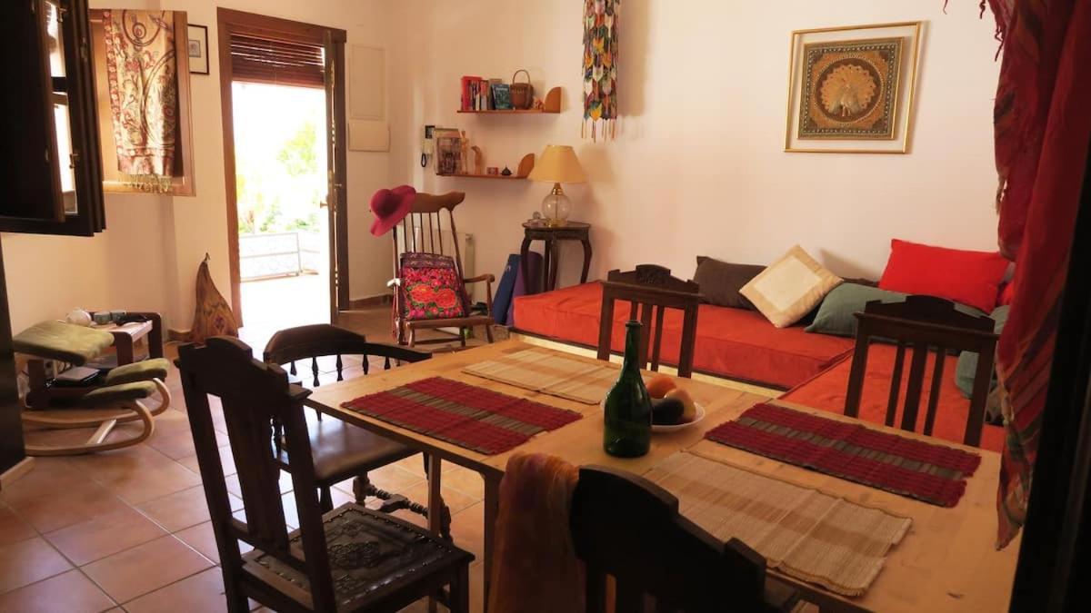 Charming Albaicin Patio Flat Free Onsite Parking Apartment Гранада Екстериор снимка