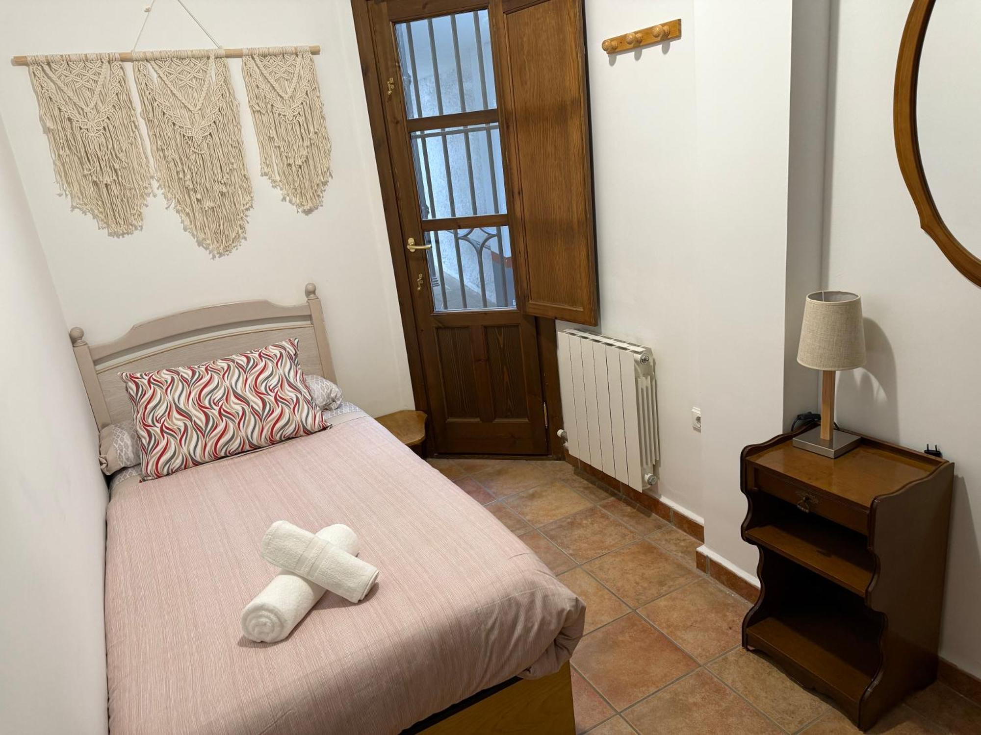 Charming Albaicin Patio Flat Free Onsite Parking Apartment Гранада Екстериор снимка